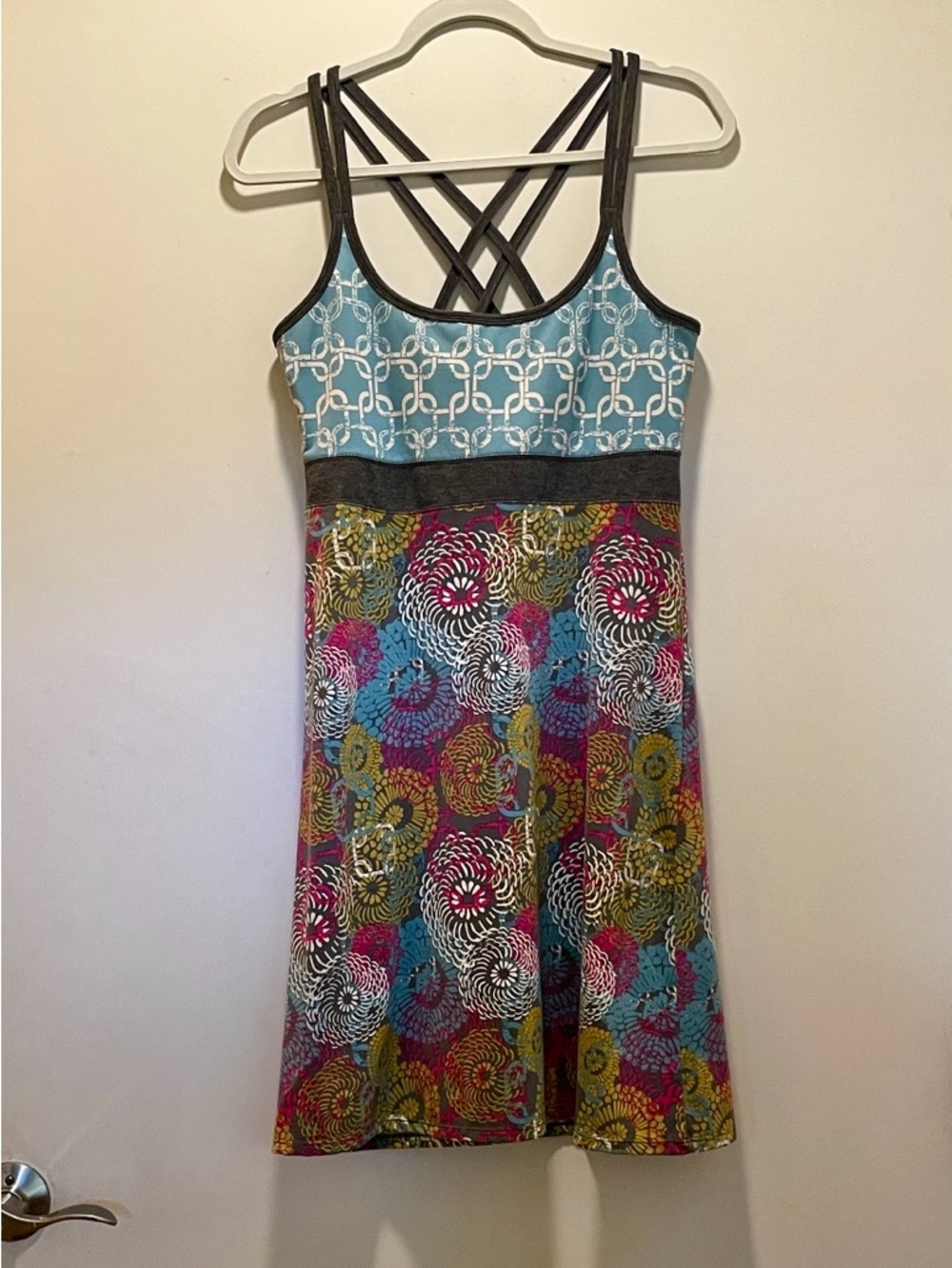 Soybu Dress Sleeveless colorful floral Women's medium Great condition